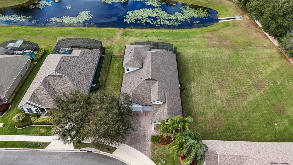 CARRIAGE POINTE - Residential