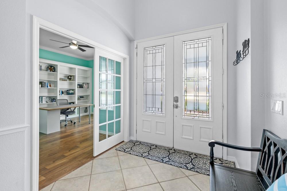 CARRIAGE POINTE - Residential