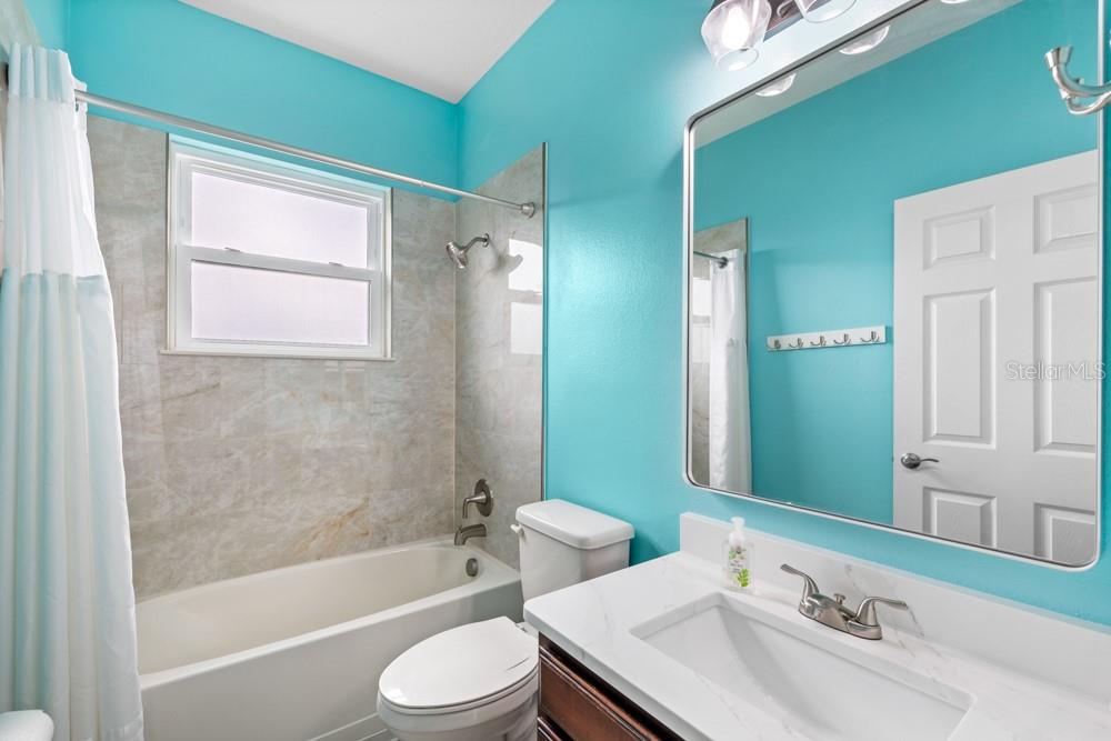 CARRIAGE POINTE - Residential