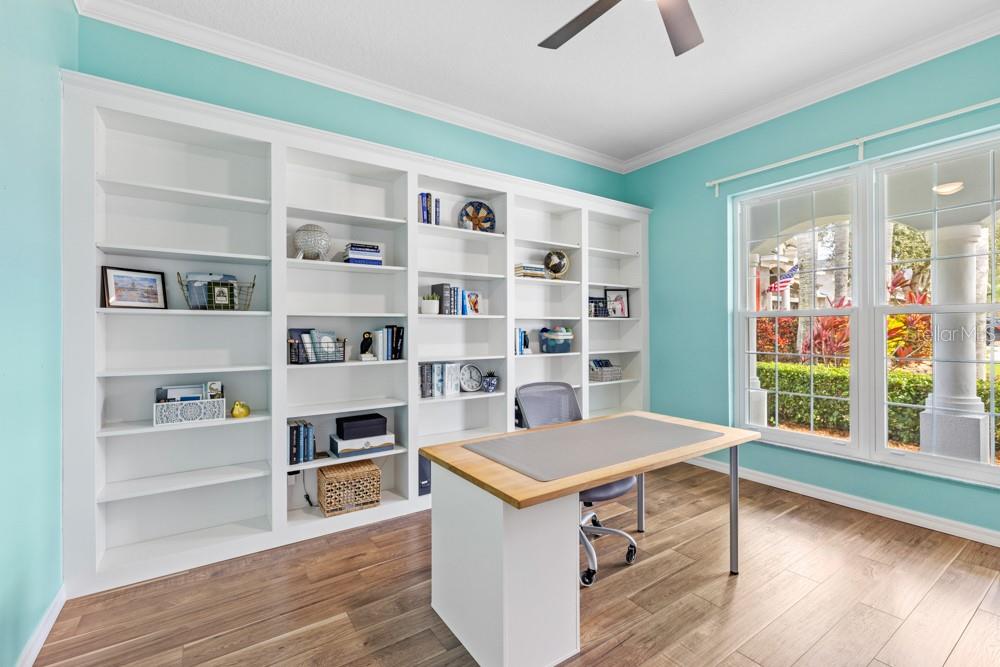 CARRIAGE POINTE - Residential