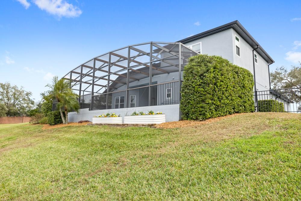 CARRIAGE POINTE - Residential