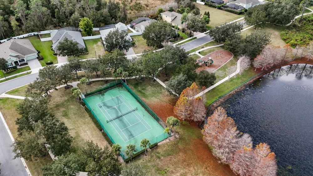 CARRIAGE POINTE - Residential