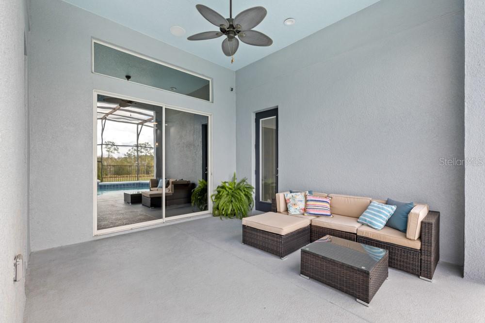 CARRIAGE POINTE - Residential