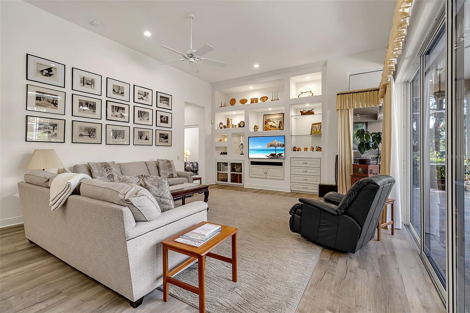 OAKS 2 PH 1 - Residential