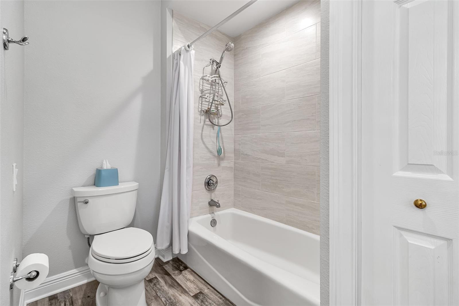 OAKS 2 PH 1 - Residential