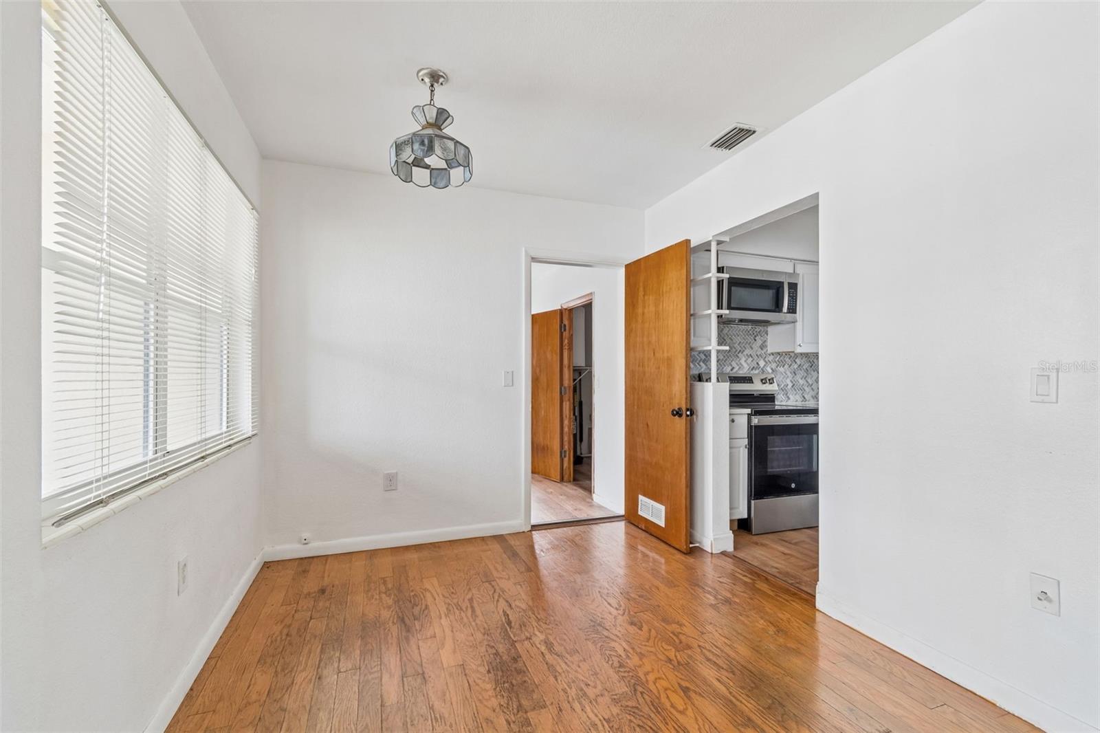 MCVEIGH SUB 1ST ADD - Residential