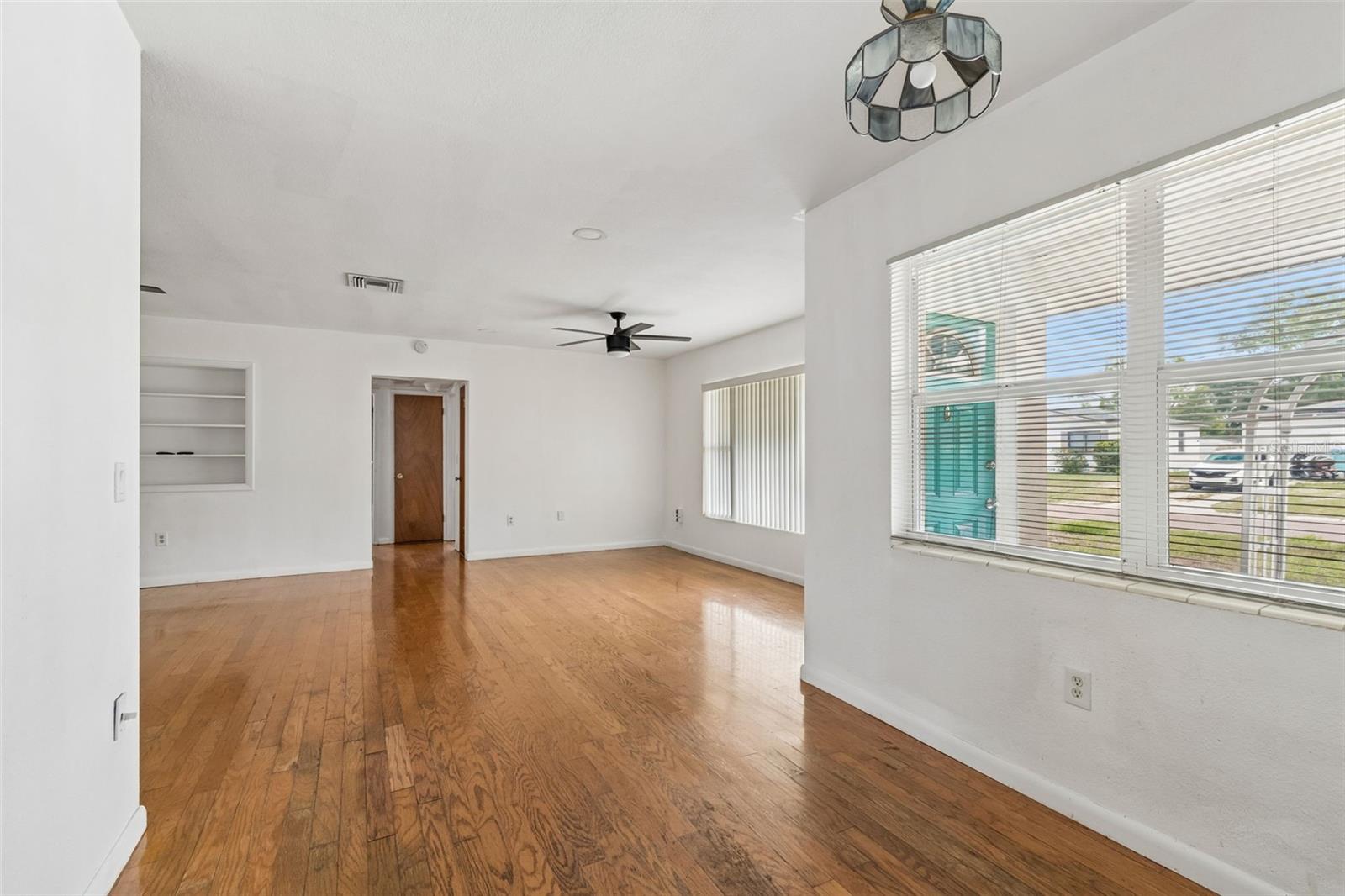 MCVEIGH SUB 1ST ADD - Residential