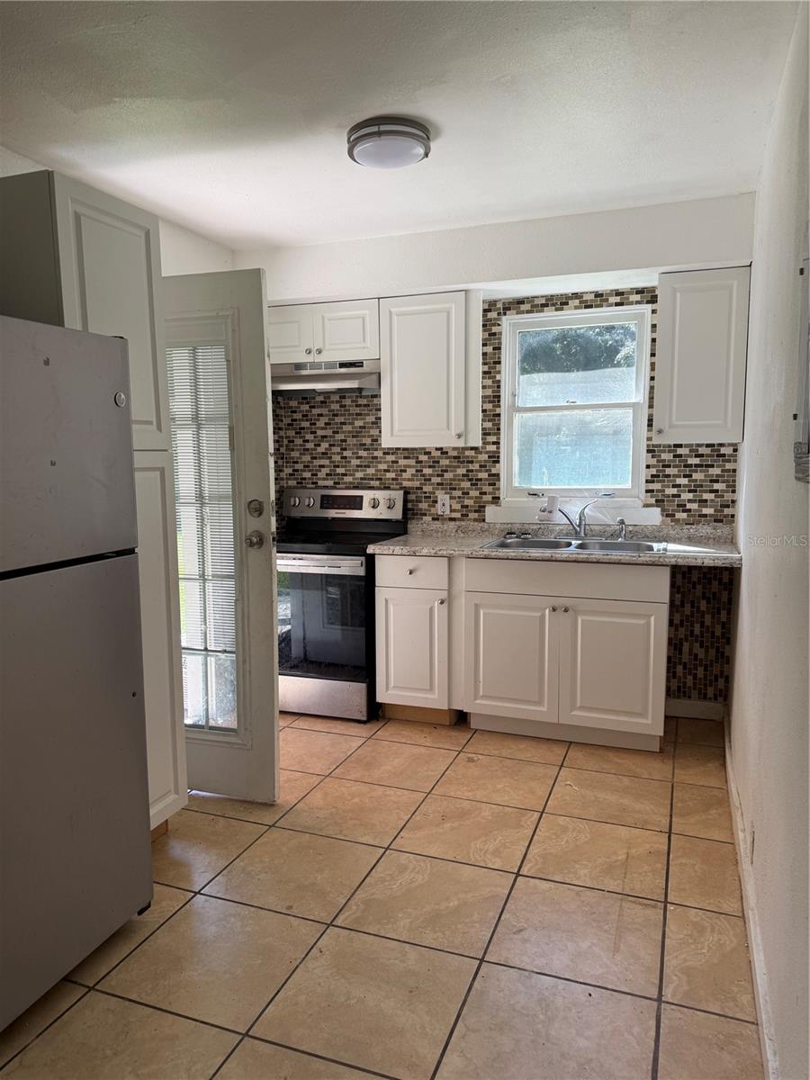 HOME NON SUB - Residential Lease