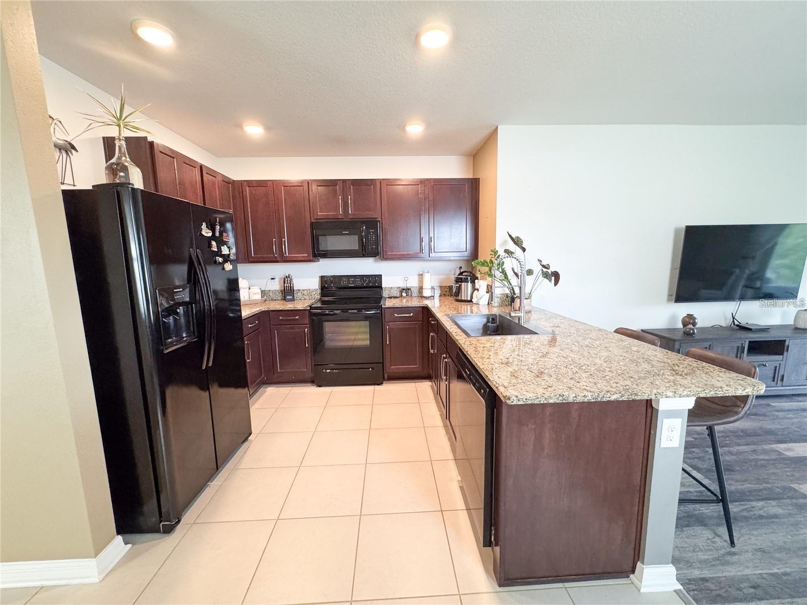 CARLTON LAKES WEST PH 2B - Residential