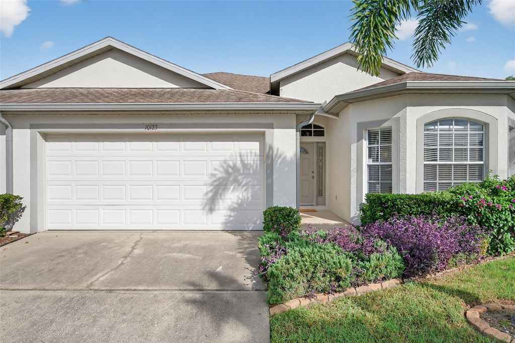 Photo of 10123 Mowry Lane, Tampa, FL 33625 (MLS # TB8433288)