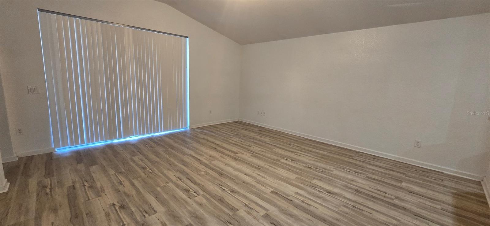 SADDLE CREEK I - Residential Lease