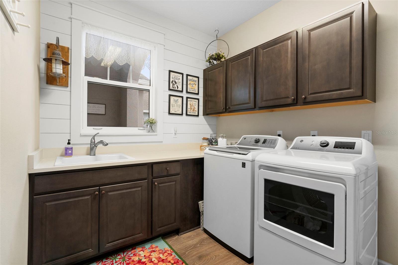 VICTORIA HILLS PH 4 - Residential