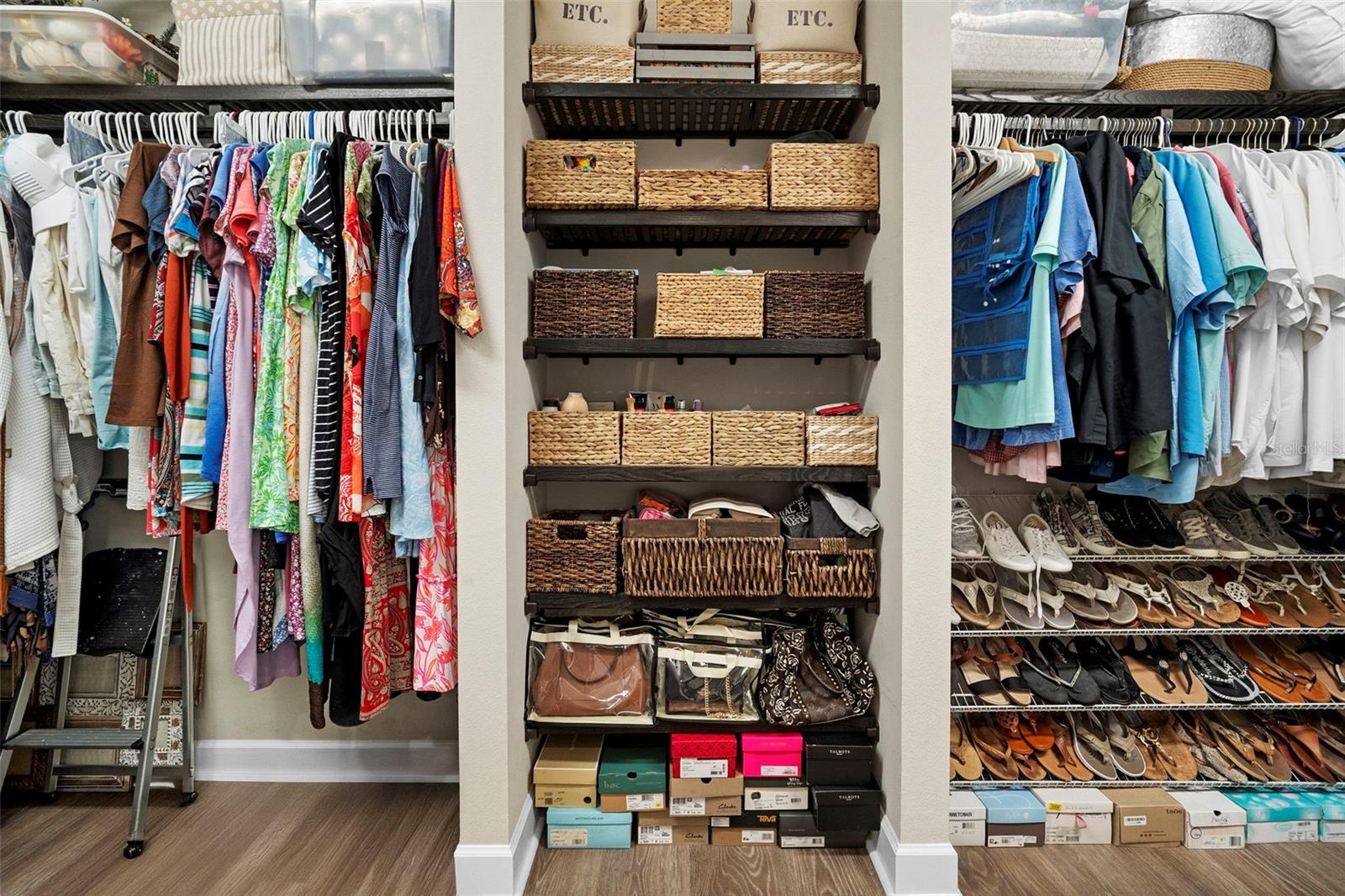 VICTORIA HILLS PH 4 - Residential