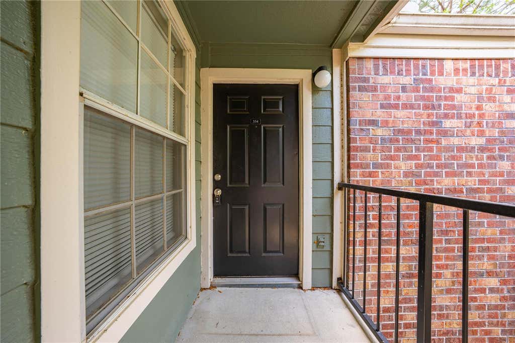 Photo of 2210 Yankee Place #334, Orlando, FL 32839 (MLS # S5151304)