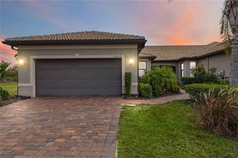Photo of 18968 Lanuvio Street, Venice, FL 34293 (MLS # N6140769)