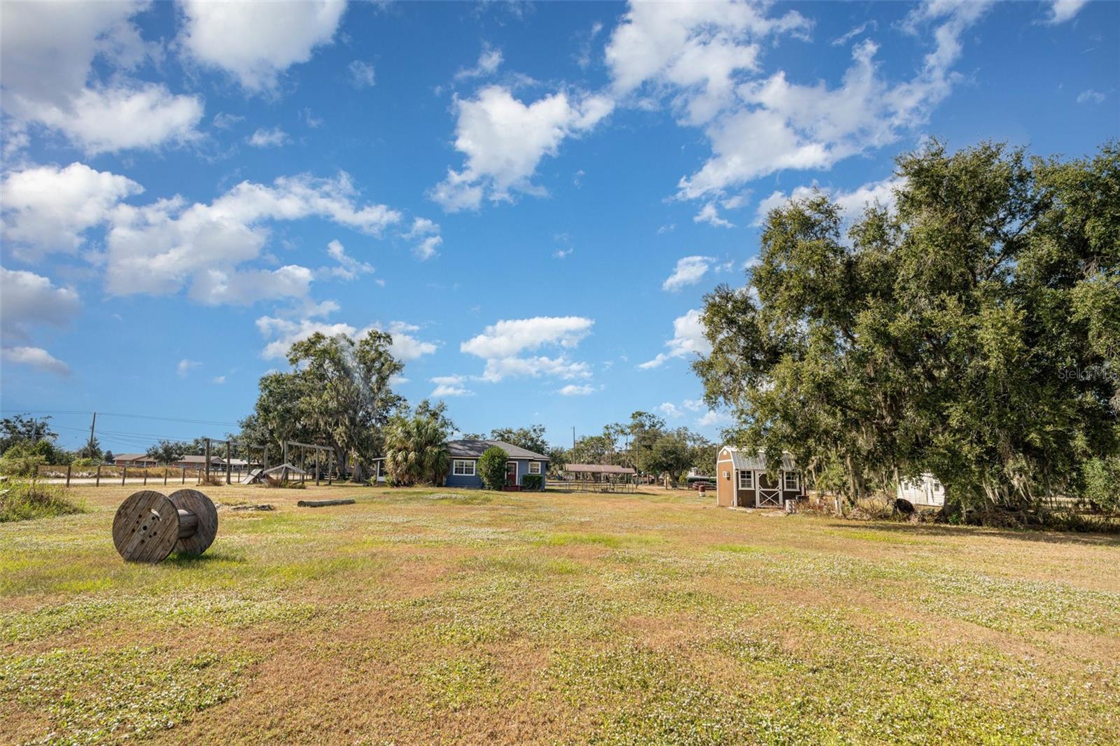 PRINCESS ESTATES - Residential