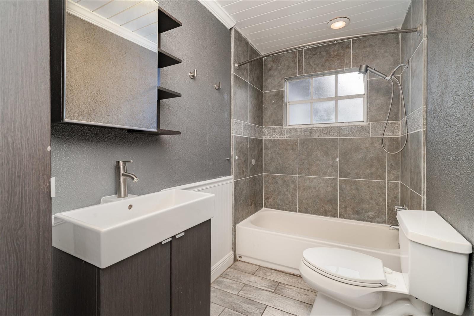 PRINCESS ESTATES - Residential