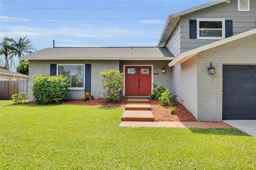 Photo of 3721 Casaba Loop, Valrico, FL 33596 (MLS # TB8400745)