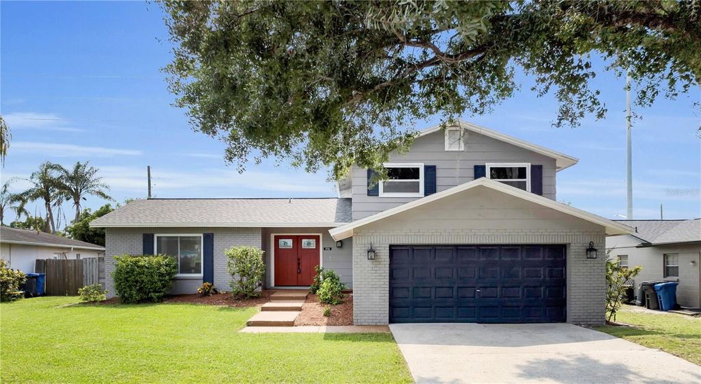 Photo of 3721 Casaba Loop, Valrico, FL 33596 (MLS # TB8400745)