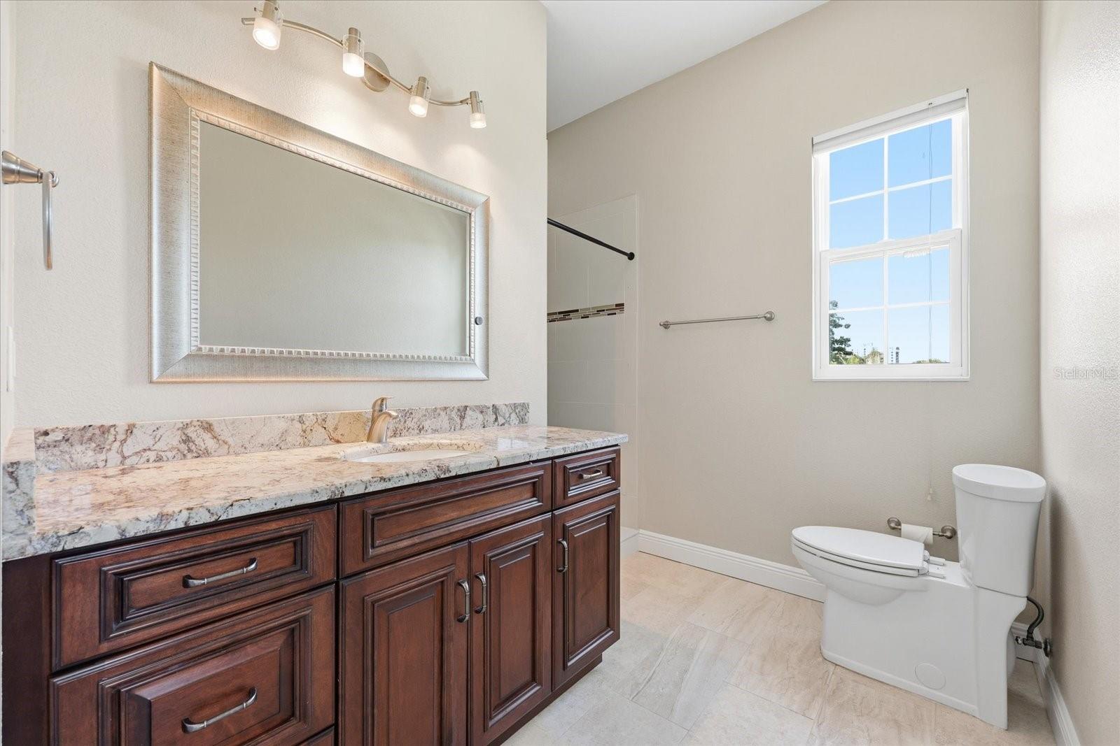 BELLE VISTA SHORES - Residential