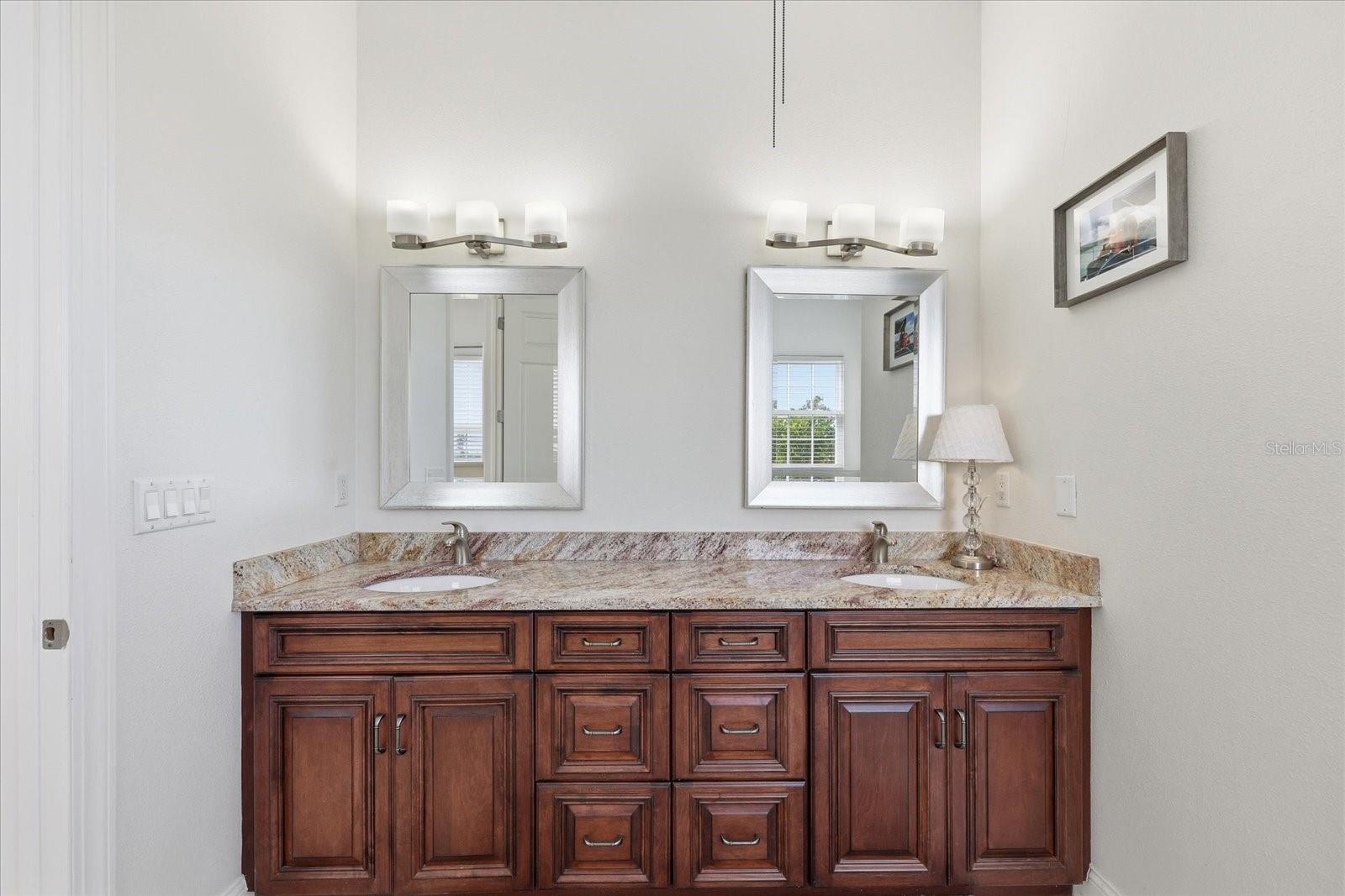 BELLE VISTA SHORES - Residential