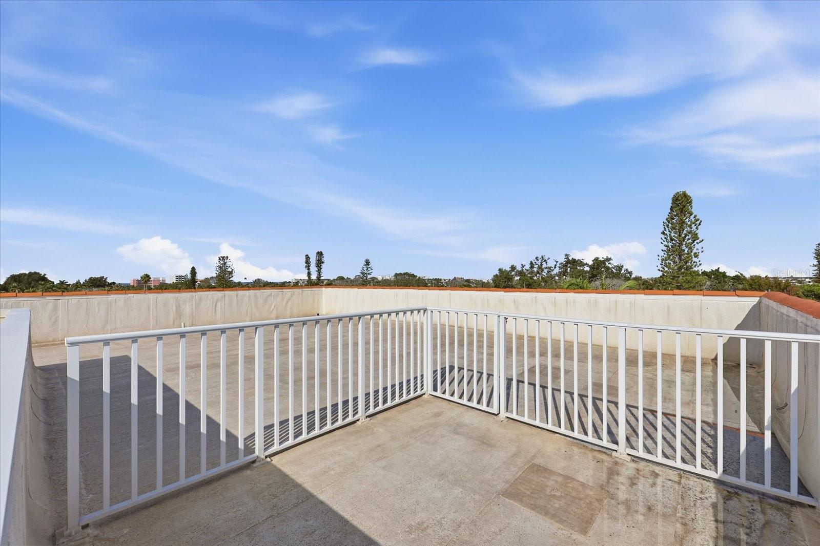 BELLE VISTA SHORES - Residential