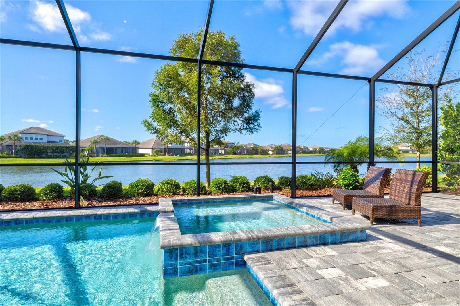 RIVO LAKES - Residential