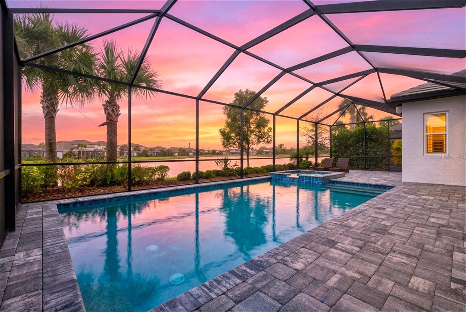 6152 LUNGO LAGO DRIVE