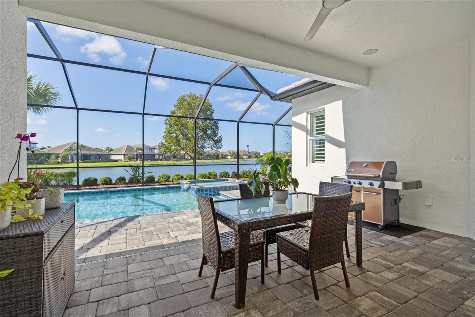 RIVO LAKES - Residential