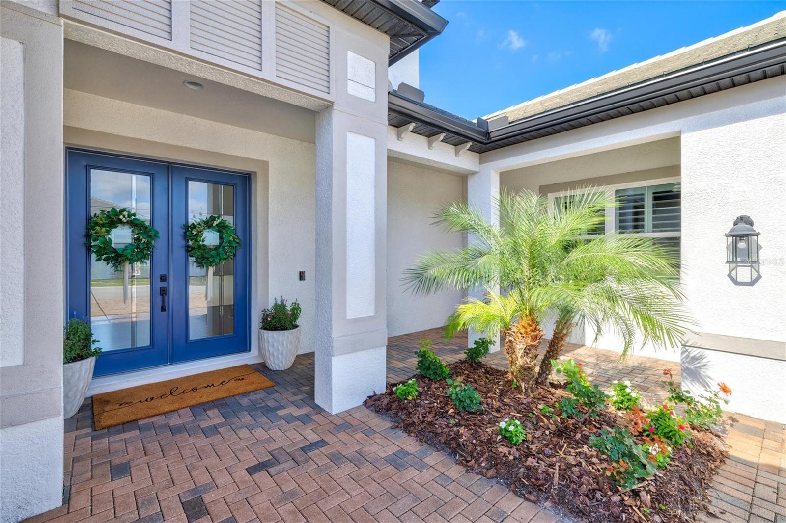 6152 LUNGO LAGO DRIVE