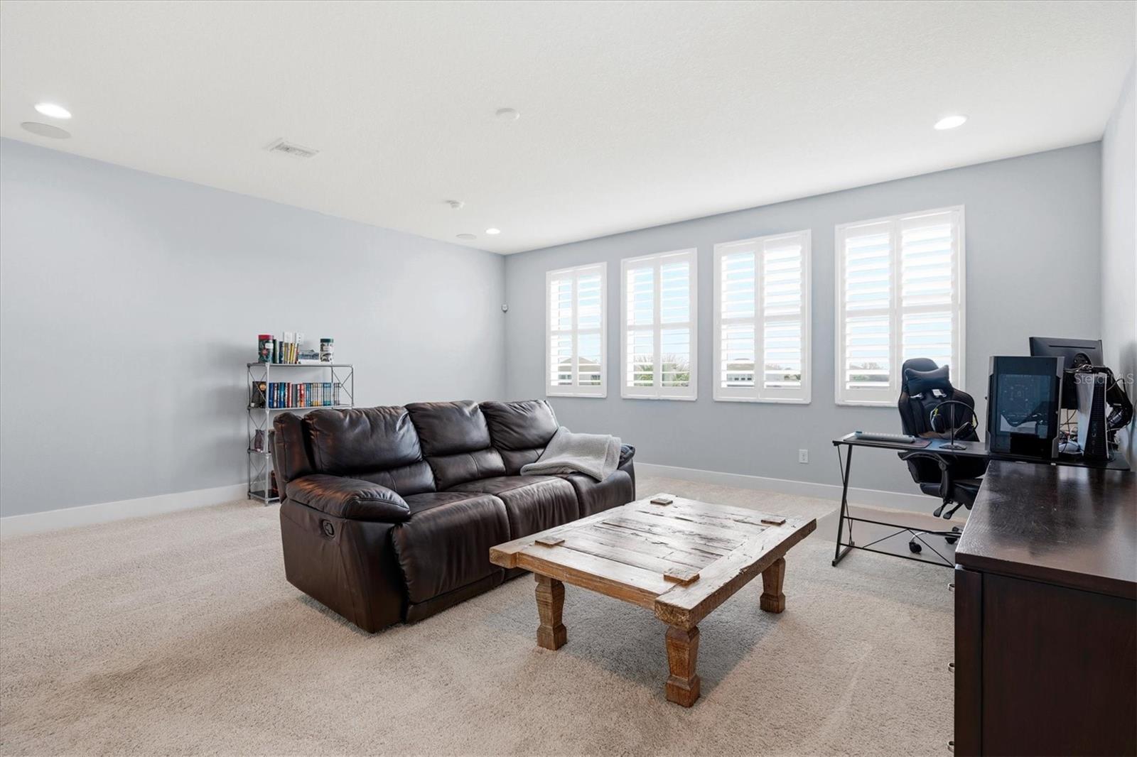 RIVO LAKES - Residential