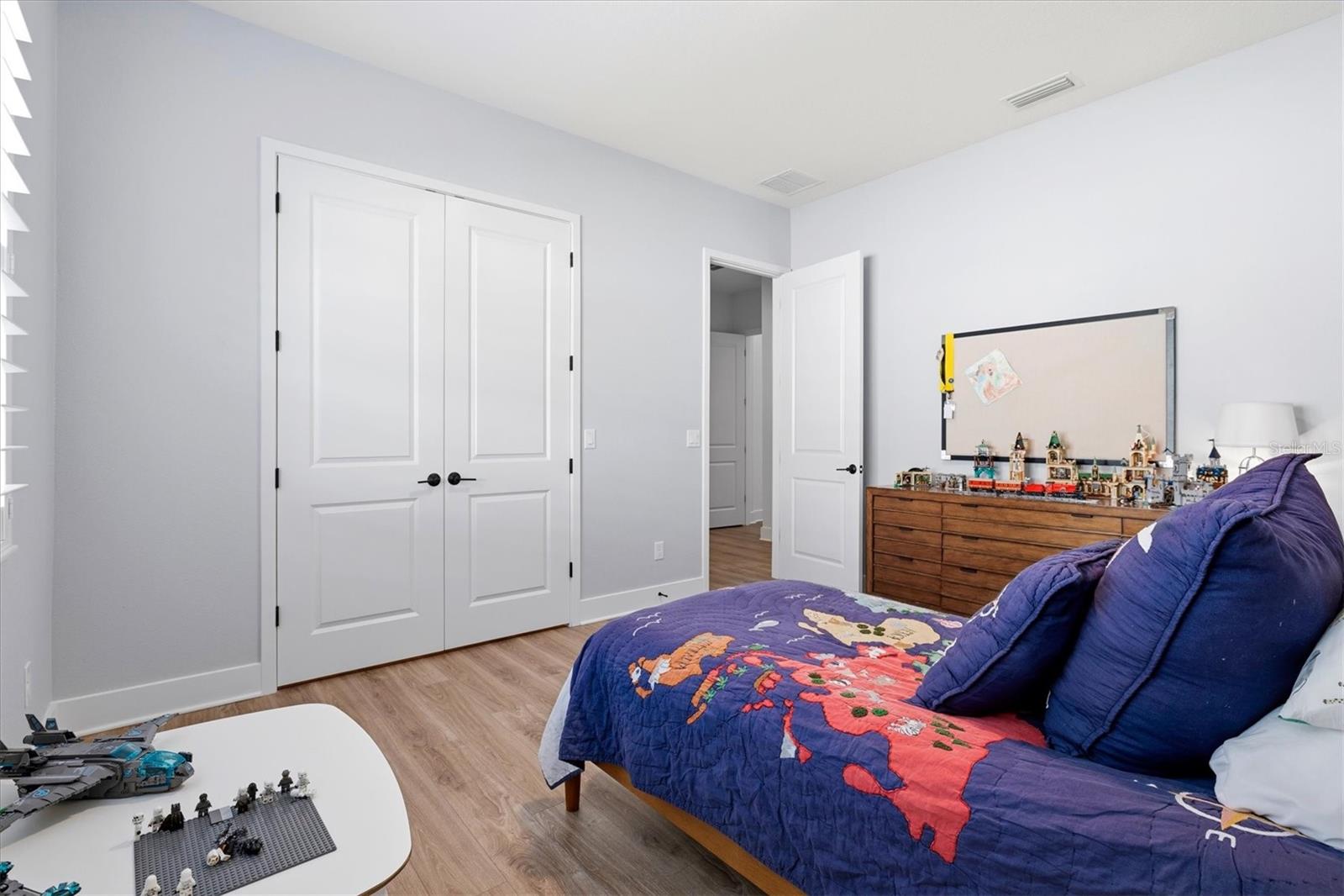 RIVO LAKES - Residential