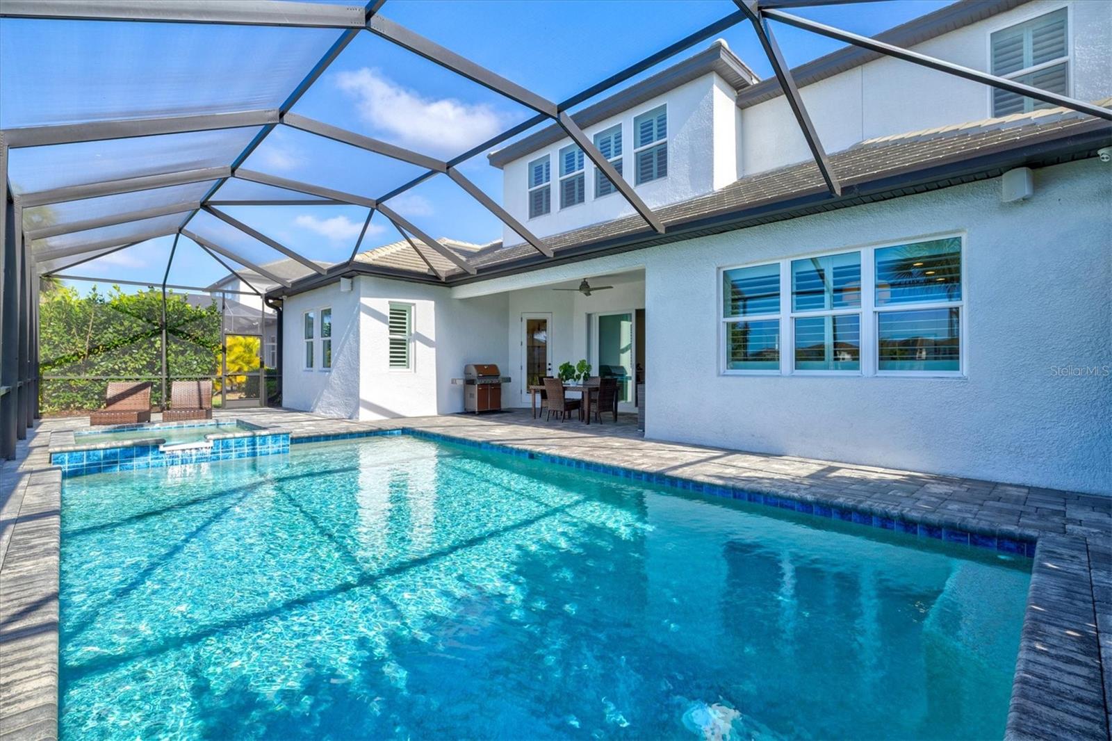 RIVO LAKES - Residential