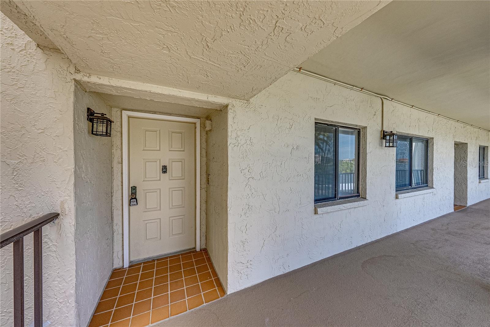 SAND PEBBLE POINTE CONDO 01 AMD 02 - Residential