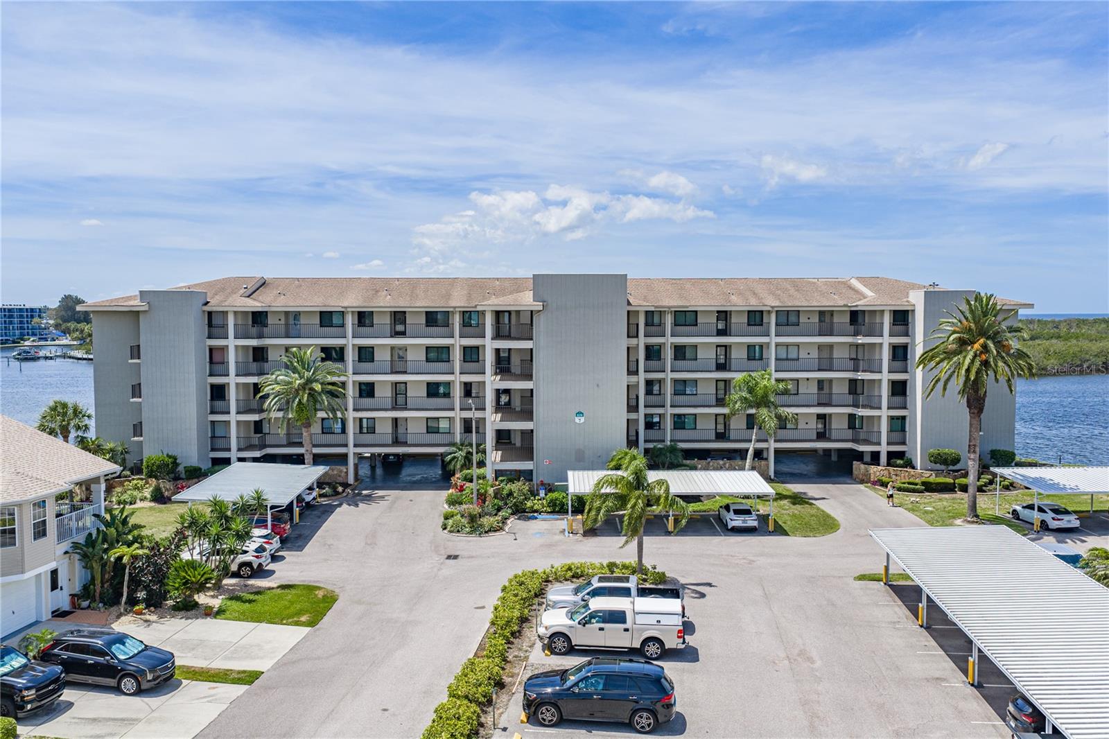 SAND PEBBLE POINTE CONDO 01 AMD 02 - Residential