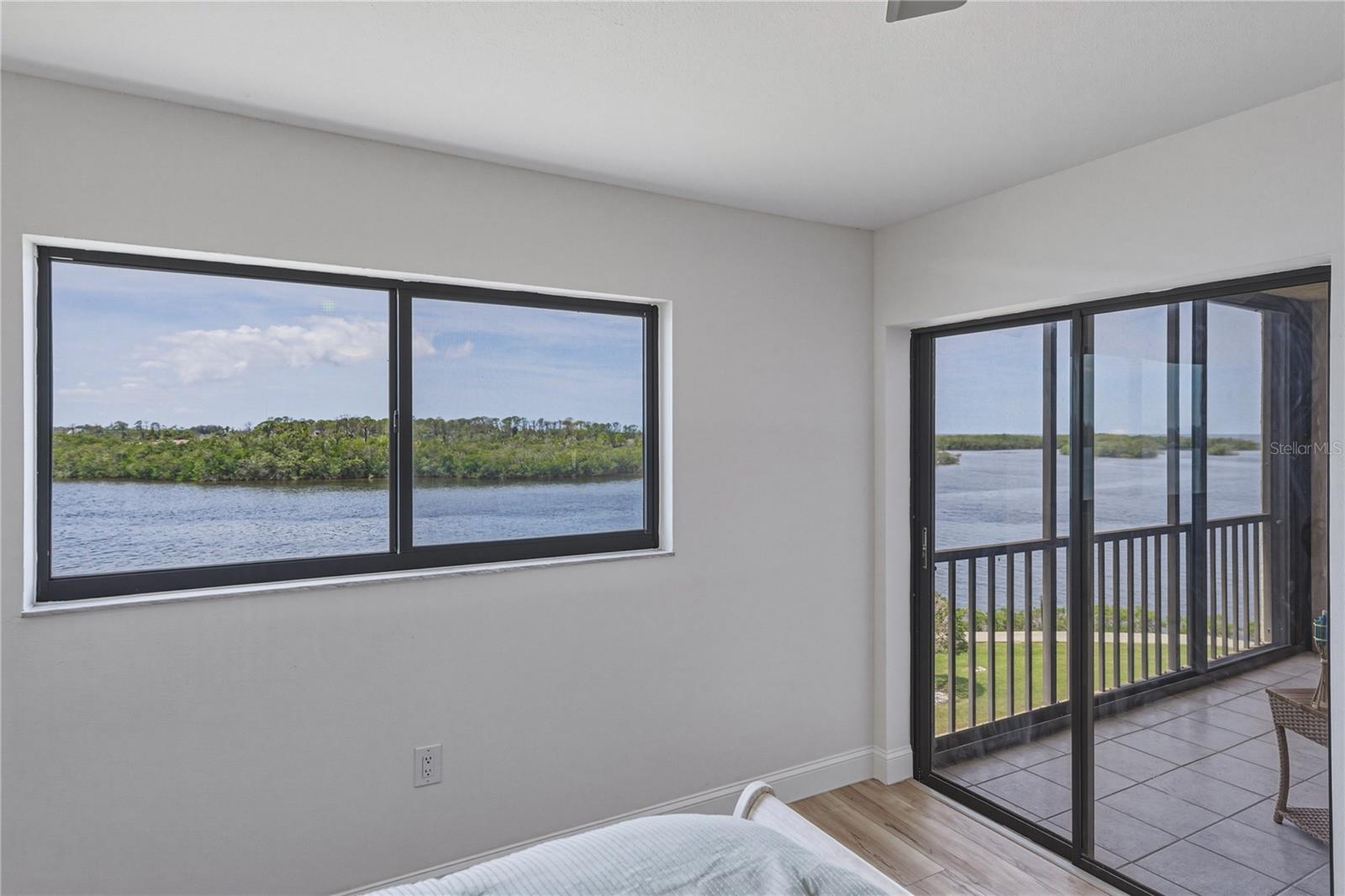 SAND PEBBLE POINTE CONDO 01 AMD 02 - Residential