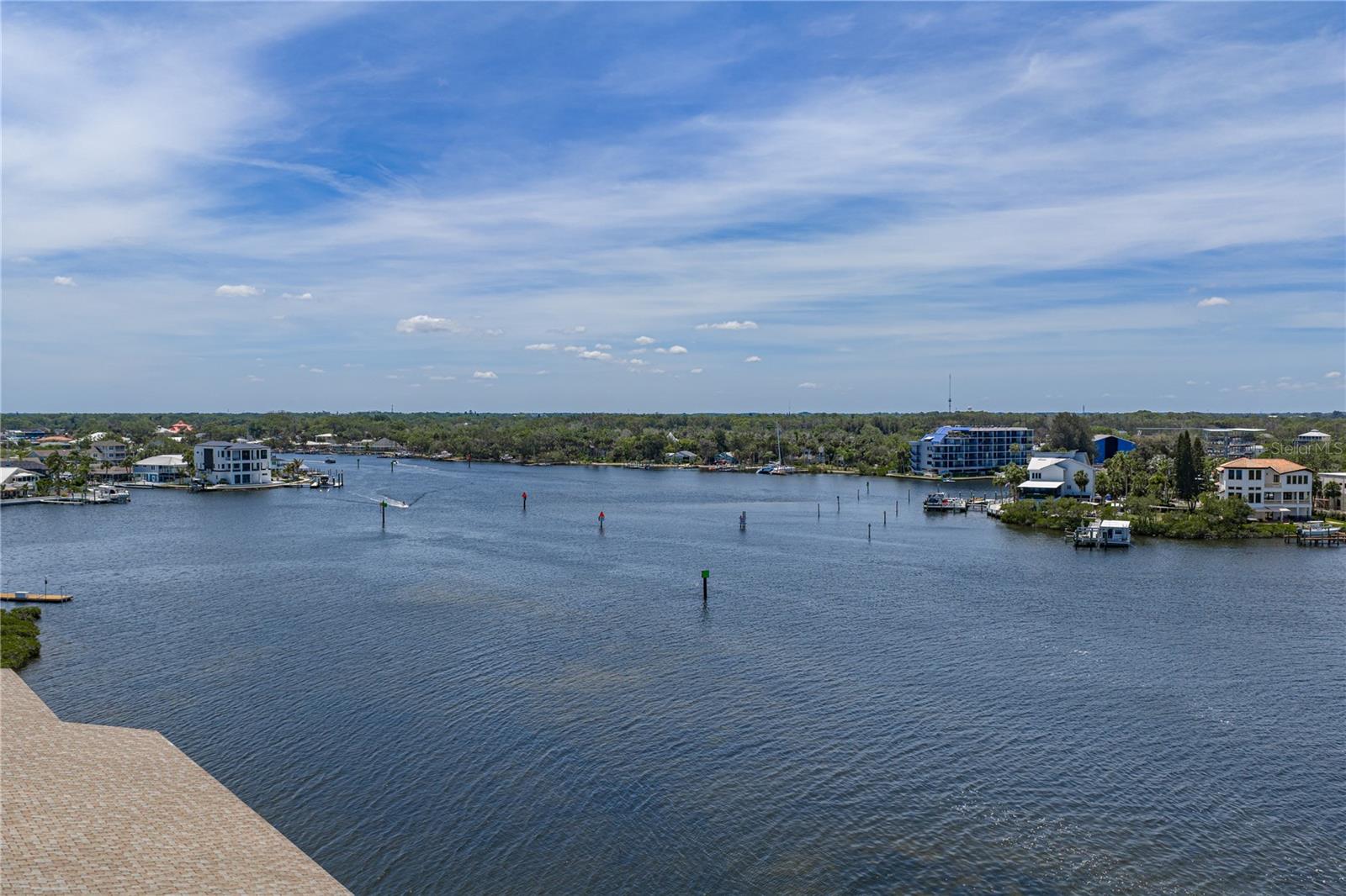 SAND PEBBLE POINTE CONDO 01 AMD 02 - Residential
