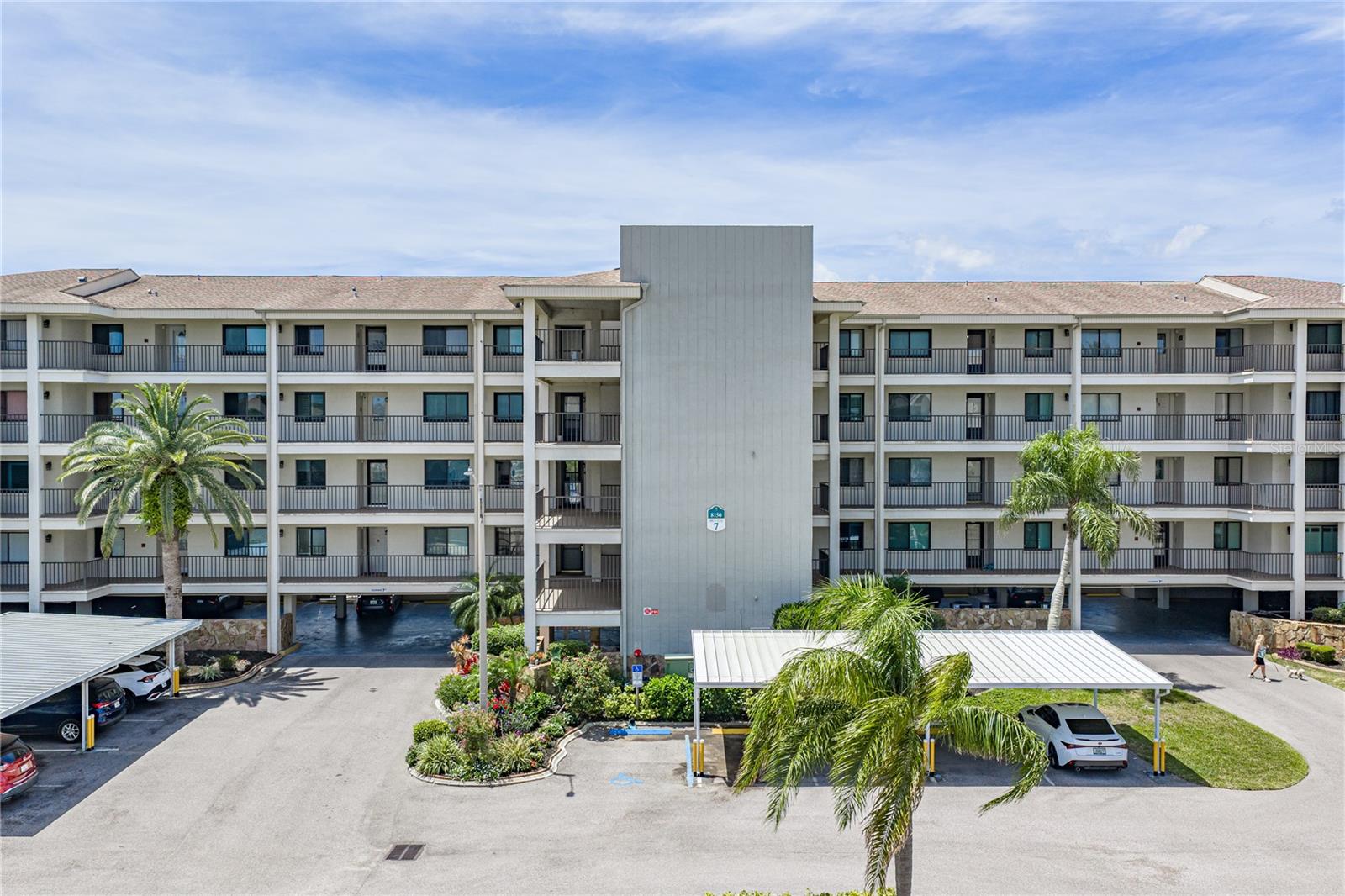 SAND PEBBLE POINTE CONDO 01 AMD 02 - Residential