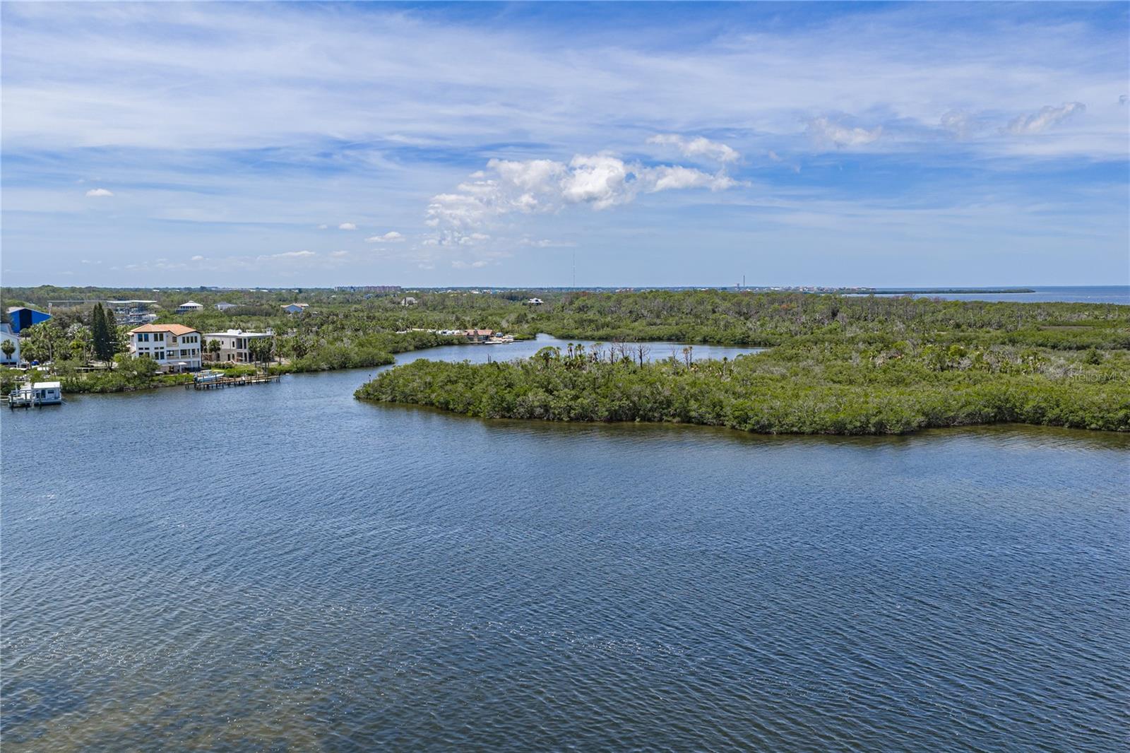 SAND PEBBLE POINTE CONDO 01 AMD 02 - Residential