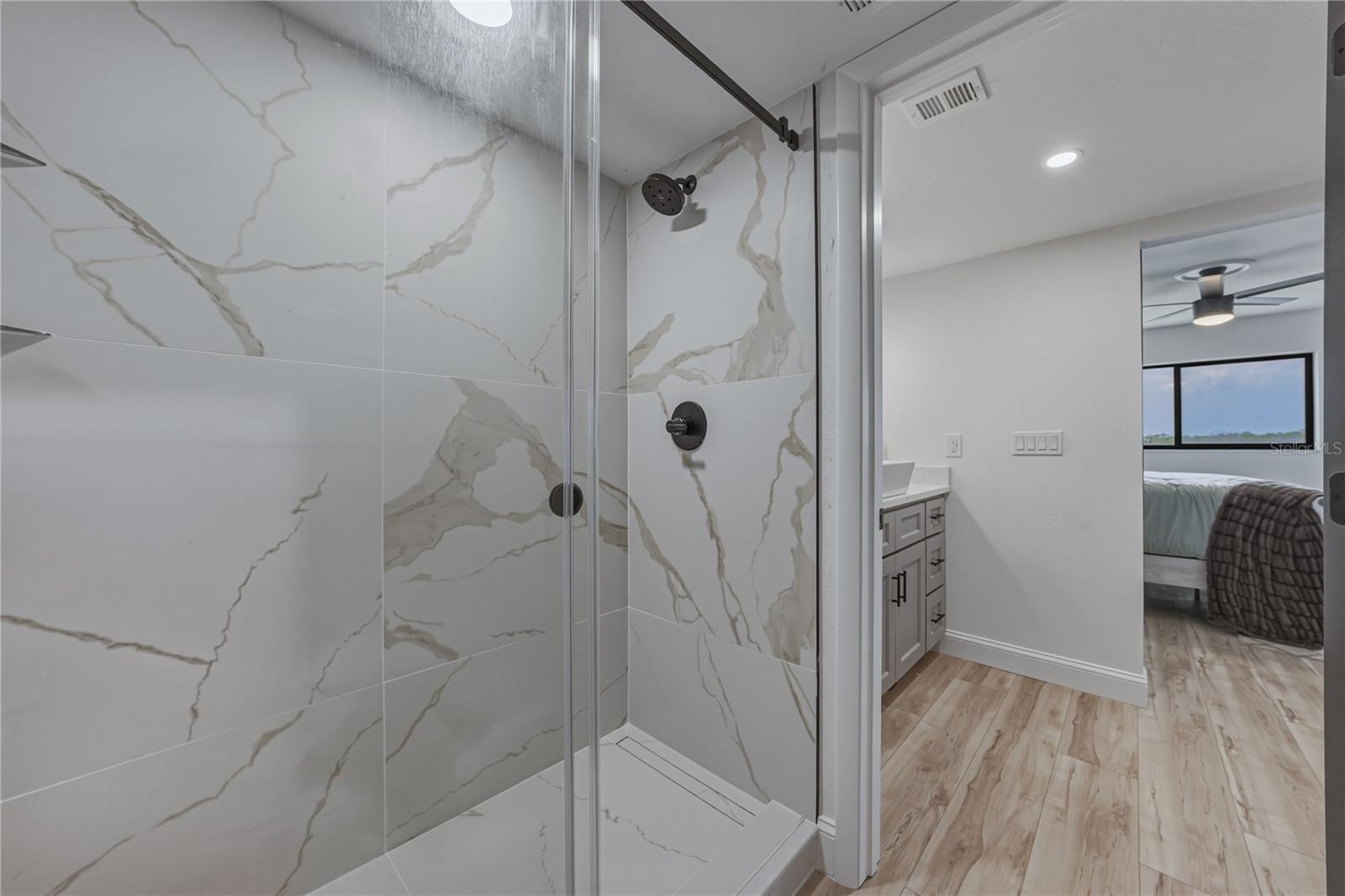 SAND PEBBLE POINTE CONDO 01 AMD 02 - Residential