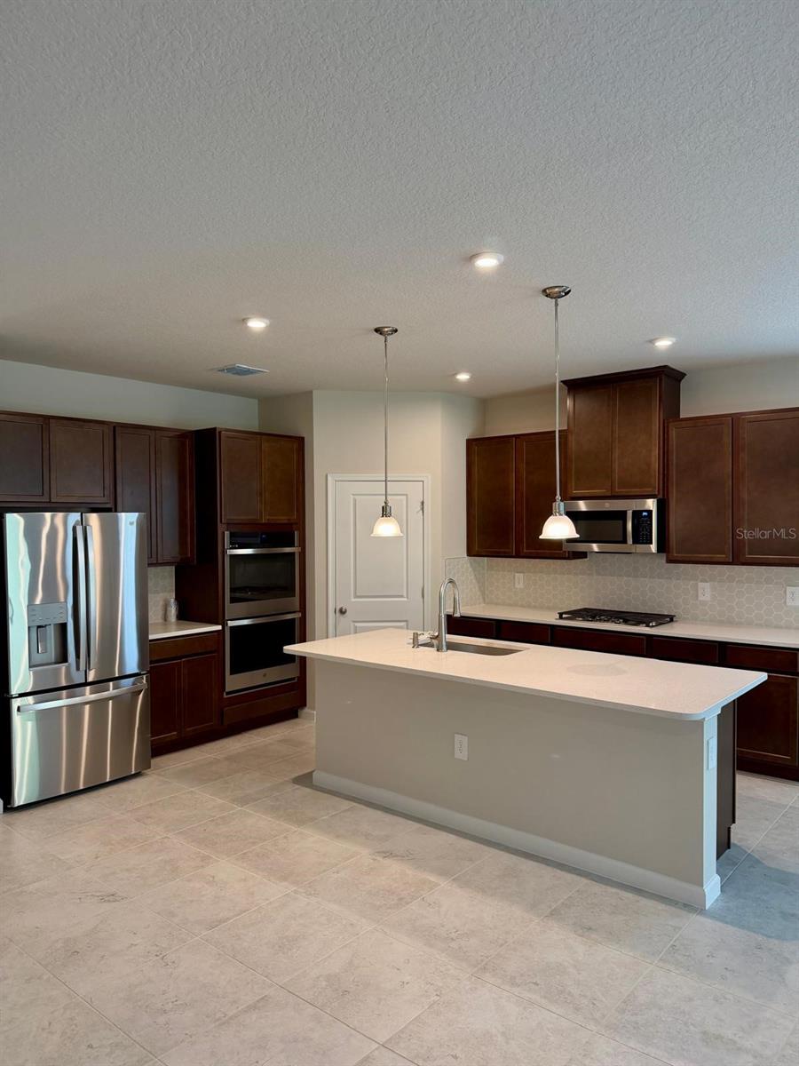 PARK VIEW PRESERVE PH 2 - Residential Lease