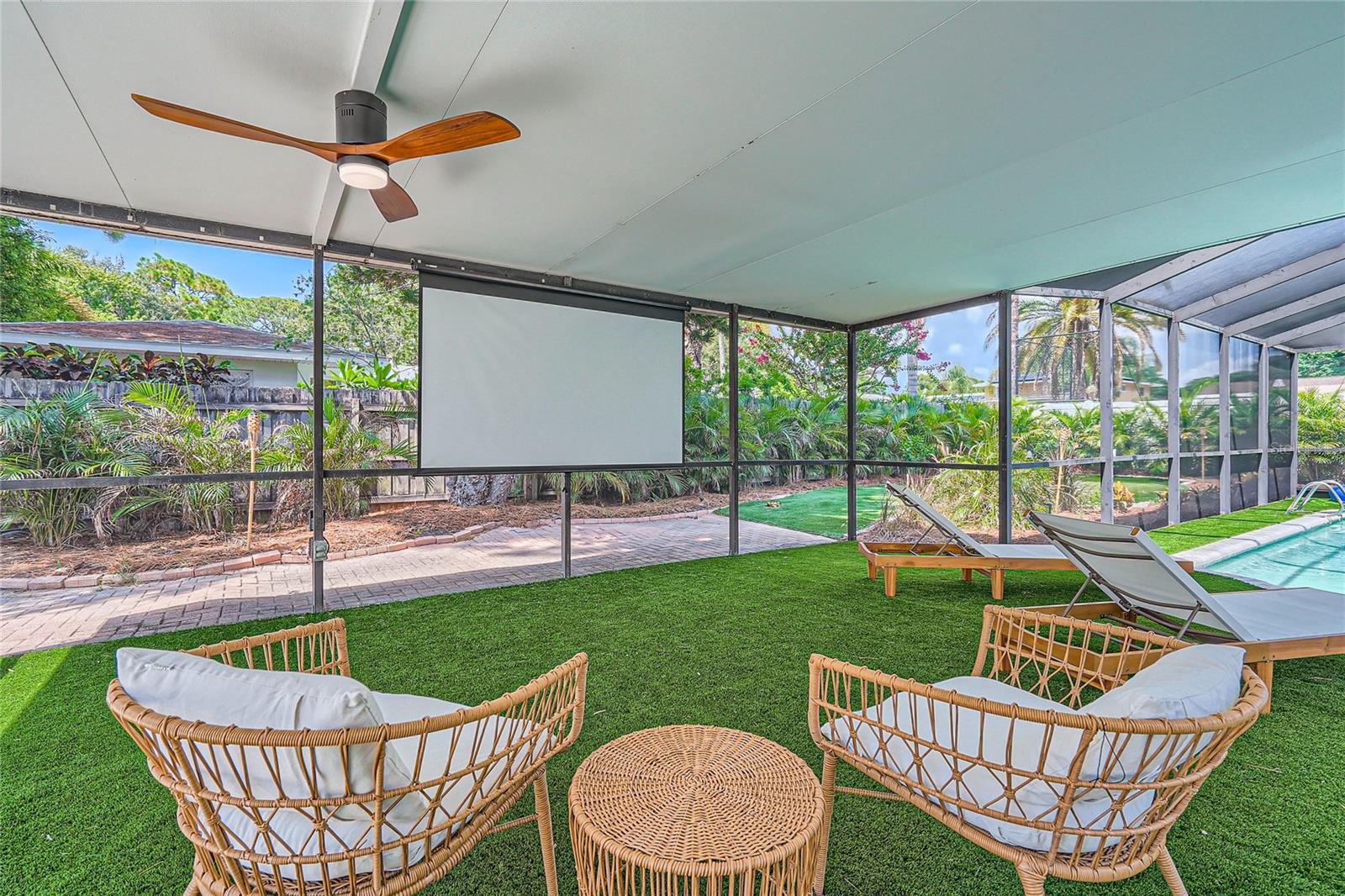 WHISPERING PINES FOREST 2ND ADD - Residential