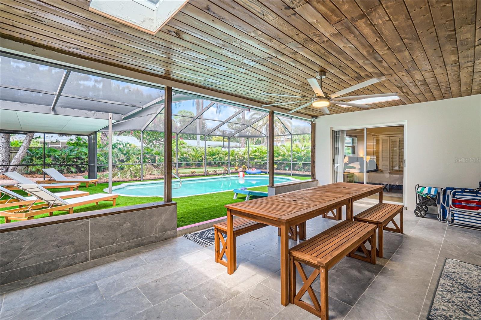 WHISPERING PINES FOREST 2ND ADD - Residential