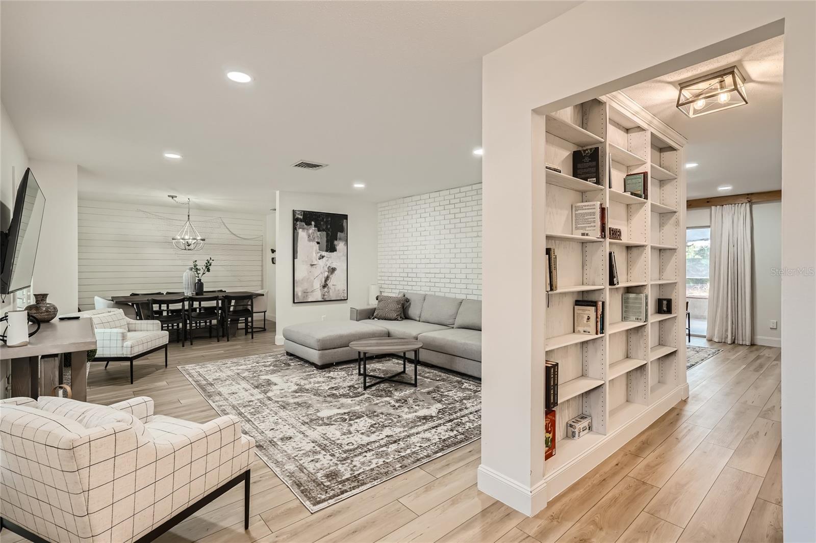 WHISPERING PINES FOREST 2ND ADD - Residential