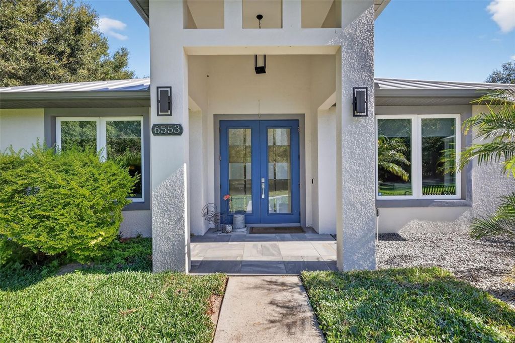 Photo of 6553 Clayton Street, Mount Dora, FL 32757 (MLS # G5105153)
