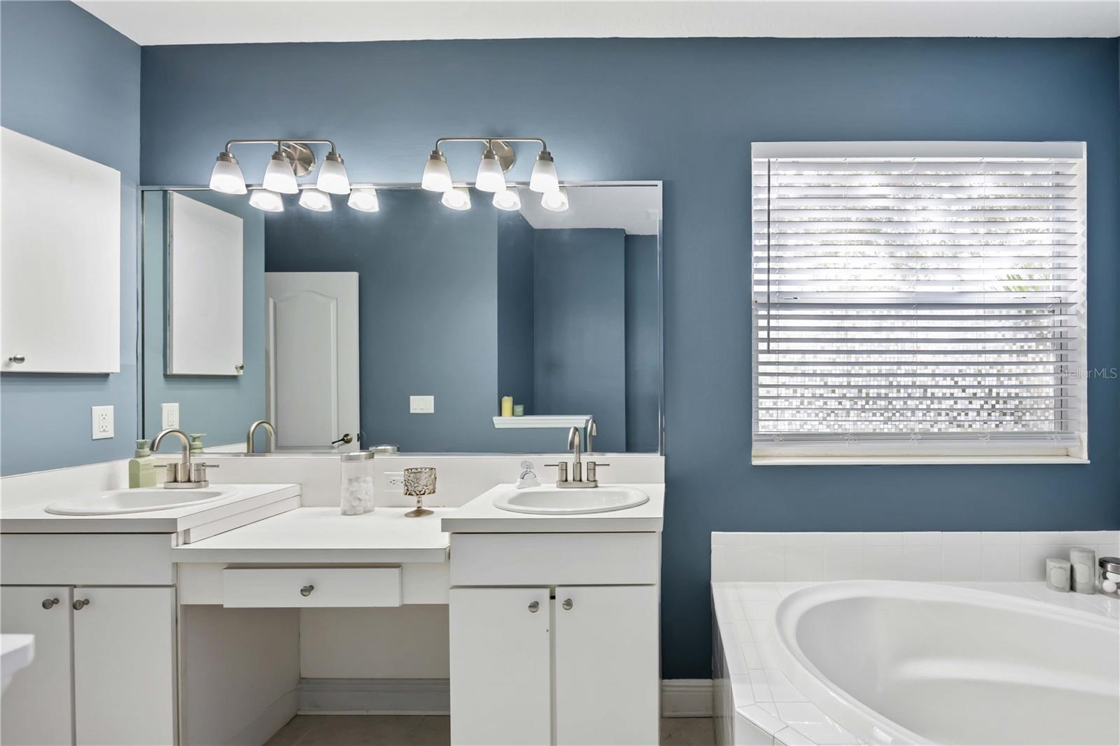 STONEYBROOK AT HERITAGE HARBOUR A-1 - Residential