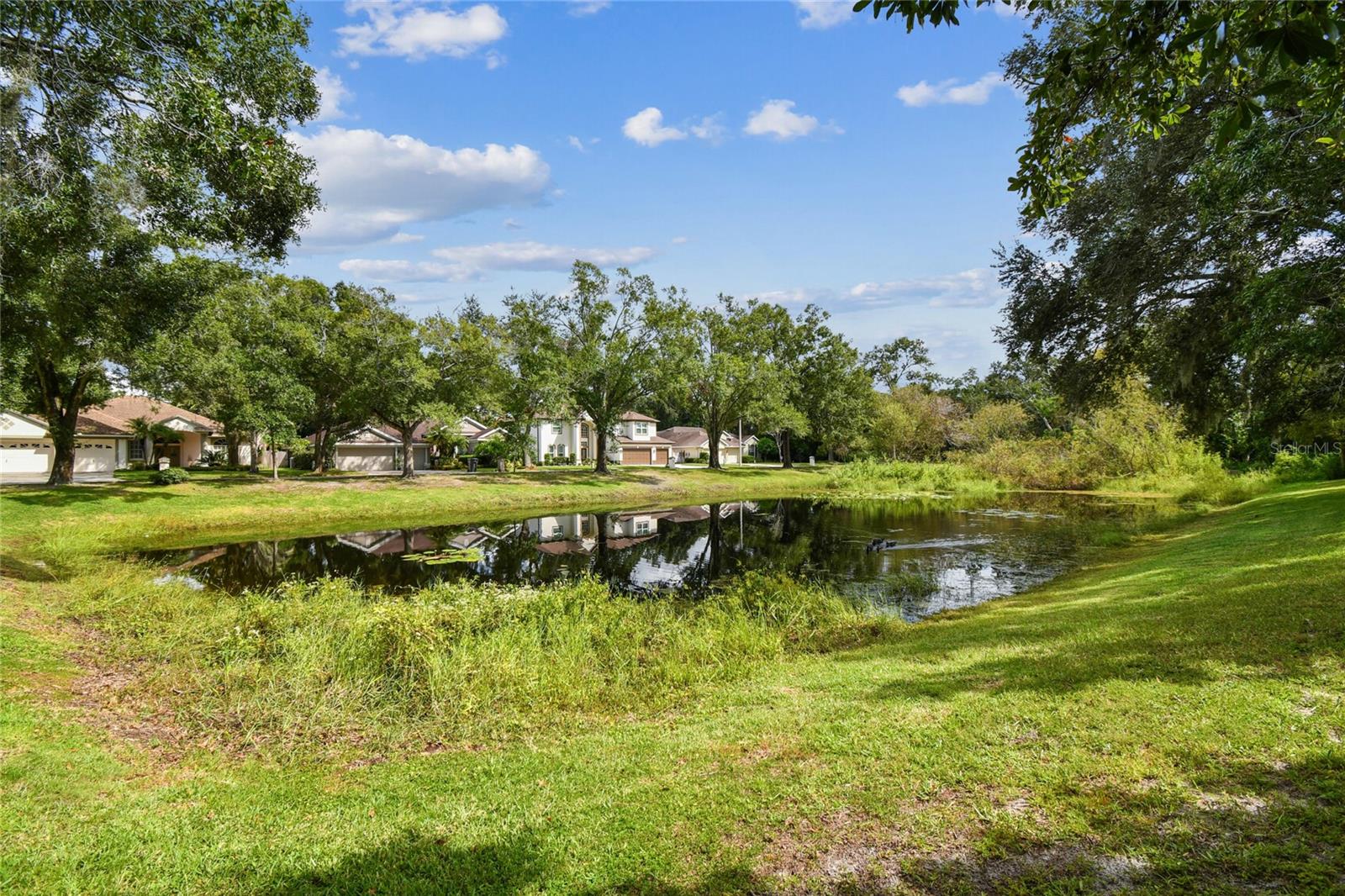 COUNTRY PLACE UNIT VI - Residential