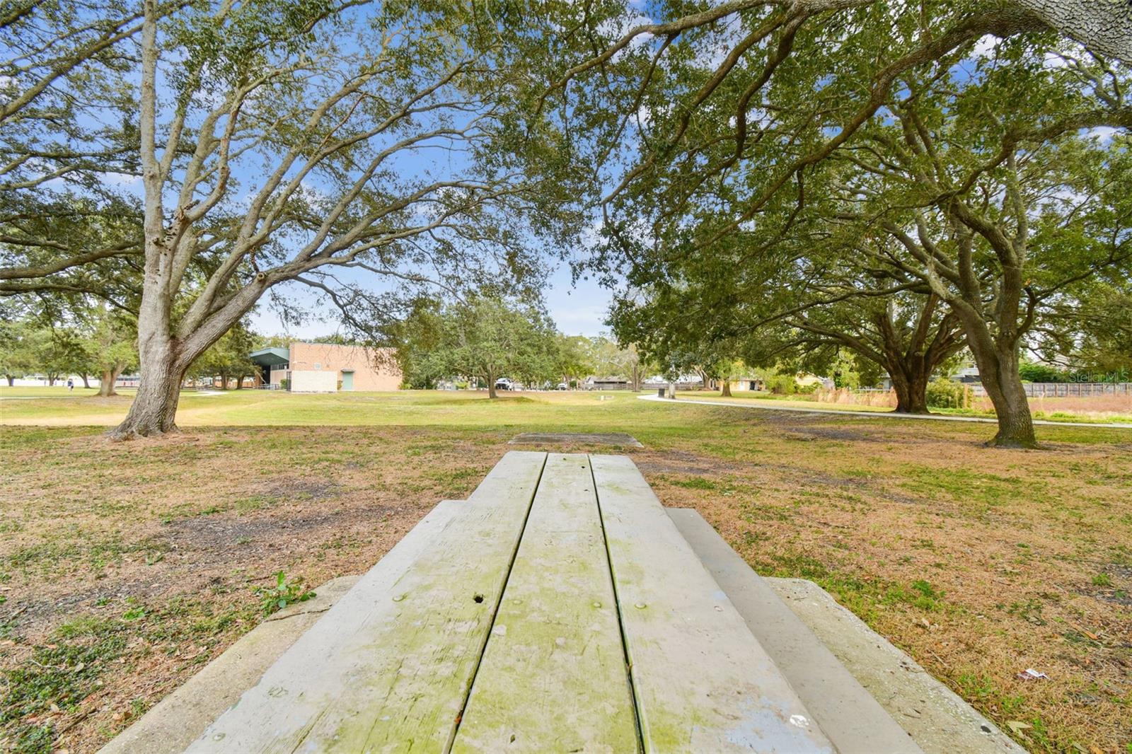 COUNTRY PLACE UNIT VI - Residential
