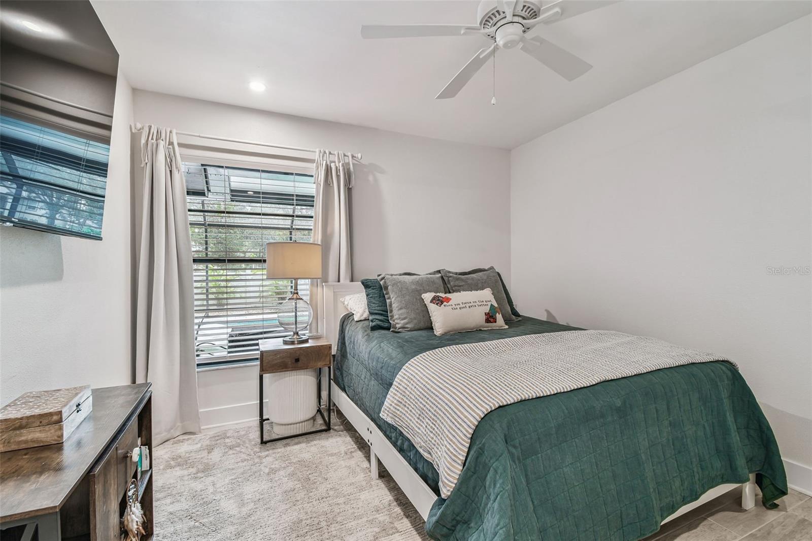 COUNTRY PLACE UNIT VI - Residential