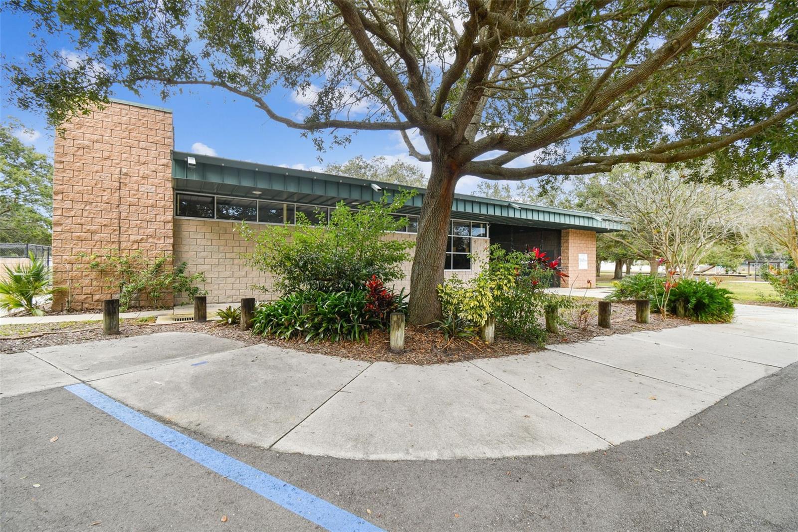 COUNTRY PLACE UNIT VI - Residential